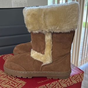 ✨ Brand New ✨ Style & Co Suede Shearling Booties - size 9